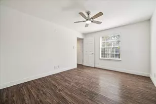 9700 Leawood Blvd, Houston, TX 77099 - Photo 11