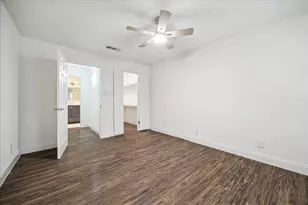 9700 Leawood Blvd, Houston, TX 77099 - Photo 17