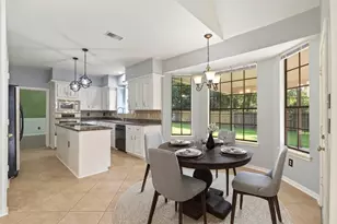 2807 4 Pines Dr, Houston, TX 77345 - Photo 9