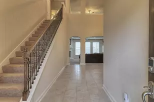 10059 Hyacinth Way, Conroe, TX 77385 - Photo 3