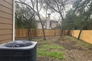 11 Oak Plaza Plaza, San Antonio, TX 78216 - Photo 17