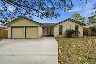 2202 Sierra St, Kemah, TX 77565 - Photo 3