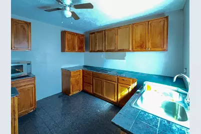 9401 Heatherside Street, Houston, TX 77016 - Photo 9