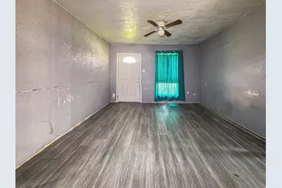 9401 Heatherside Street, Houston, TX 77016 - Photo 3