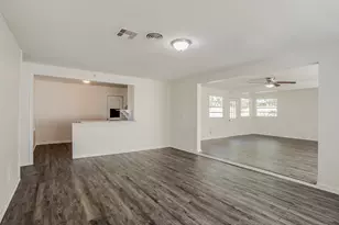 6434 Leader St, Houston, TX 77074 - Photo 17