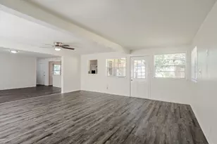 6434 Leader St, Houston, TX 77074 - Photo 19