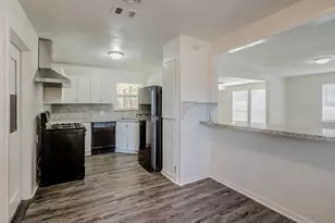 6434 Leader St, Houston, TX 77074 - Photo 23