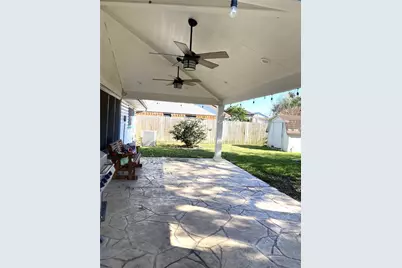 9810 Shell Rock Road, La Porte, TX 77571 - Photo 17