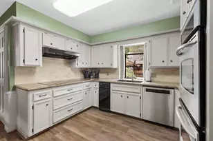 5406 Glenview Dr, Kingwood, TX 77345 - Photo 13