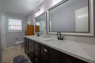 1011 Twinbrooke Dr, Houston, TX 77088 - Photo 17