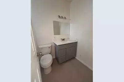 6841 Larkstone Street #B, Houston, TX 77028 - Photo 5