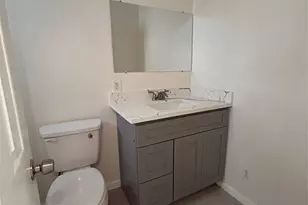 6841 Larkstone St, Houston, TX 77028 - Photo 5