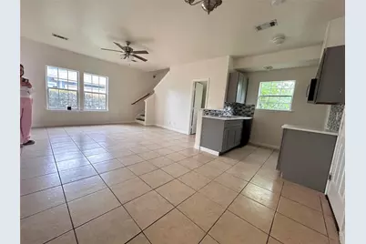 6841 Larkstone Street #B, Houston, TX 77028 - Photo 9