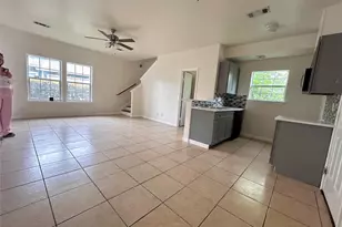6841 Larkstone St, Houston, TX 77028 - Photo 9