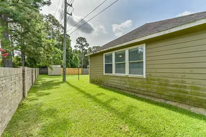12855 Whistling Springs Drive, Humble, TX 77346 - Photo 37