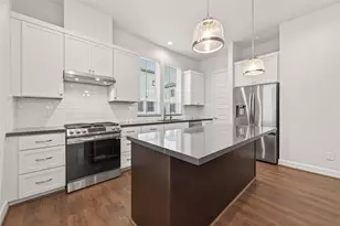 2712 Grand Fountains Dr, Houston, TX 77054 - Photo 19