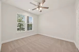 2712 Grand Fountains Dr, Houston, TX 77054 - Photo 5