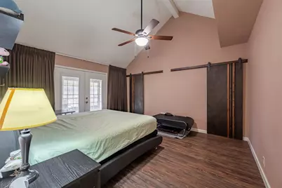 2111 Gray Falls Drive, Houston, TX 77077 - Photo 19