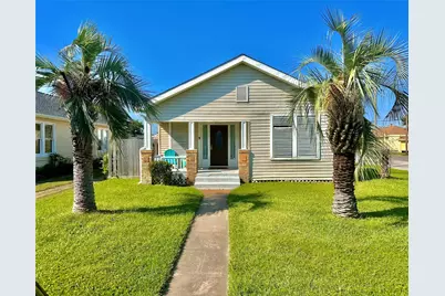 4202 Avenue T 1/2, Galveston, TX 77550 - Photo 1