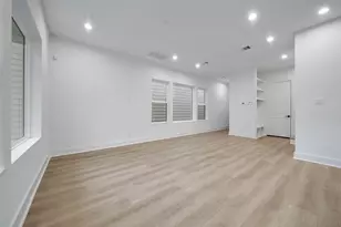 7618 Inwood Hls Ln, Houston, TX 77088 - Photo 11