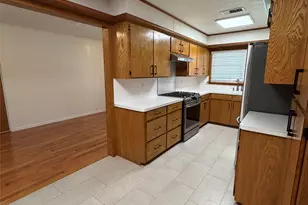 922 Hector Ave, Pasadena, TX 77502 - Photo 11