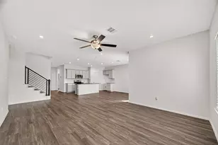 318 Springfield Shrs Ct, Crosby, TX 77532 - Photo 7