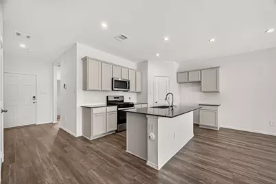 318 Springfield Shores Court, Crosby, TX 77532 - Photo 13