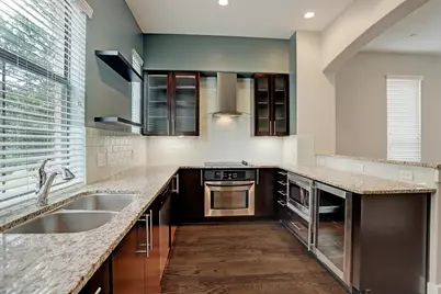 2110 Shearn Street #20A, Houston, TX 77007 - Photo 7