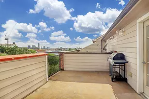 2110 Shearn St, Houston, TX 77007 - Photo 3