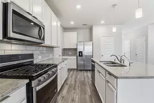 18508 Meadow Point Ln, Conroe, TX 77356 - Photo 13