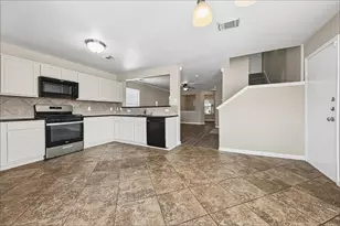 11411 Seven Sisters Dr, Tomball, TX 77375 - Photo 3