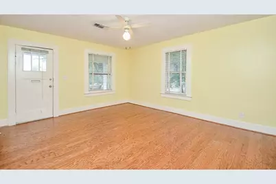 4528 Magnolia Street, Bellaire, TX 77401 - Photo 9
