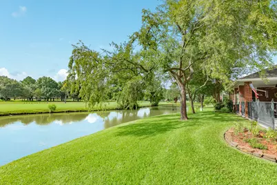 803 W Peach Hollow Circle, Pearland, TX 77584 - Photo 27