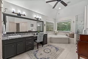 9135 Grand Lake Estates Dr, Montgomery, TX 77316 - Photo 25