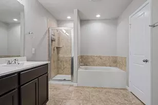 4014 Emperor Valley Ln, Baytown, TX 77521 - Photo 17