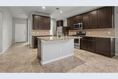 4014 Emperor Valley Lane, Baytown, TX 77521 - Photo 7