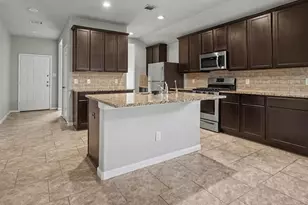 4014 Emperor Valley Ln, Baytown, TX 77521 - Photo 7