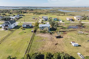 2118 103rd St, Galveston, TX 77554 - Photo 33