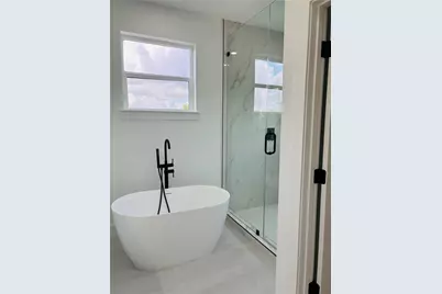 2010 Yates Street, Houston, TX 77020 - Photo 11