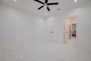 9534 Irby St, Houston, TX 77088 - Photo 17