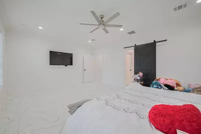 9534 Irby Street, Houston, TX 77088 - Photo 19