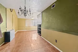 8618 Apothecary Ln, Houston, TX 77064 - Photo 11