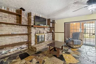 8618 Apothecary Ln, Houston, TX 77064 - Photo 23