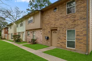 407 W Semands St, Conroe, TX 77301 - Photo 3