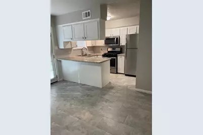 407 W Semands Street, Conroe, TX 77301 - Photo 13