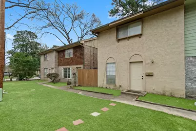 407 W Semands Street, Conroe, TX 77301 - Photo 7