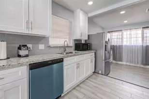 1210 Wilma Lois Ave, Pasadena, TX 77502 - Photo 13