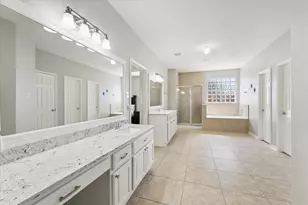 2411 Lakeway Dr, Friendswood, TX 77546 - Photo 21