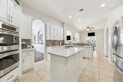 2411 Lakeway Drive, Friendswood, TX 77546 - Photo 13