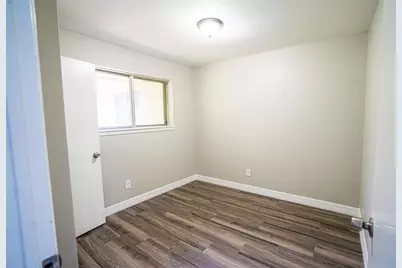 7130 Heath Street, Houston, TX 77016 - Photo 9